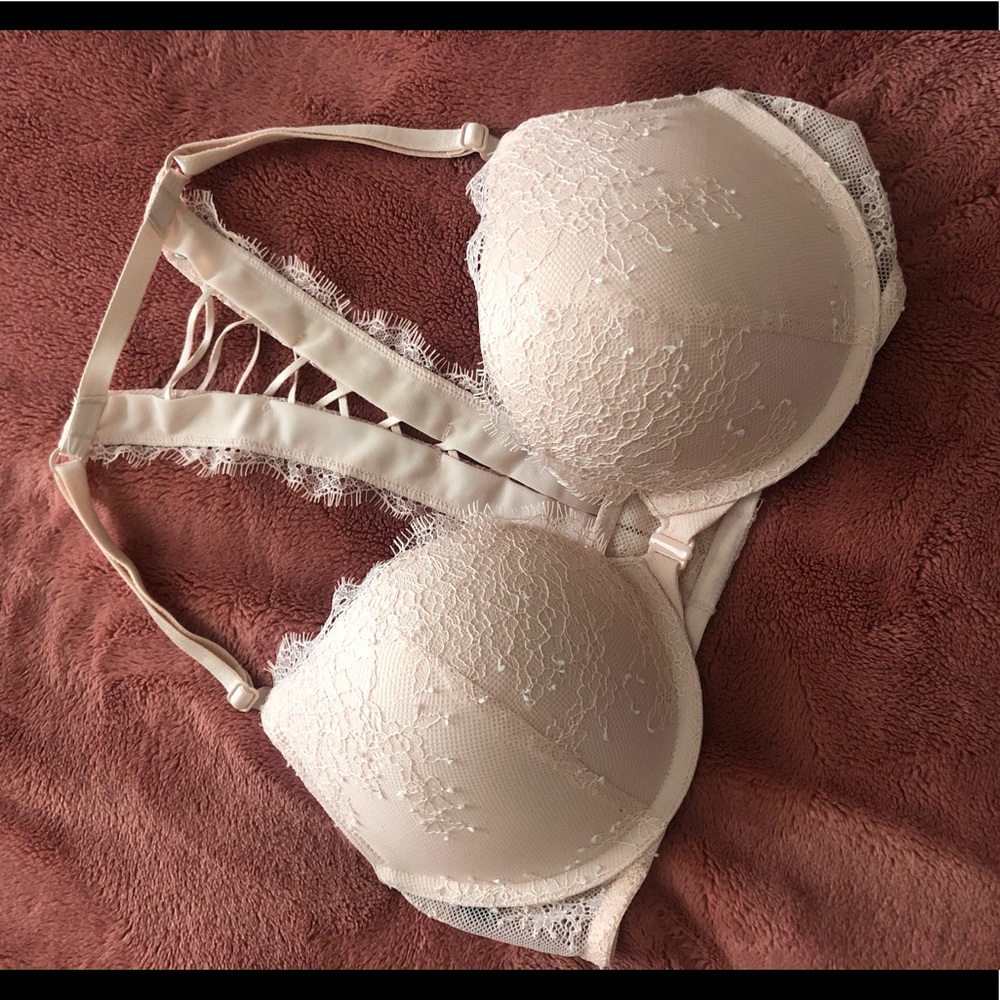 VS Lace Bra with Front Clasp and Racerback detail